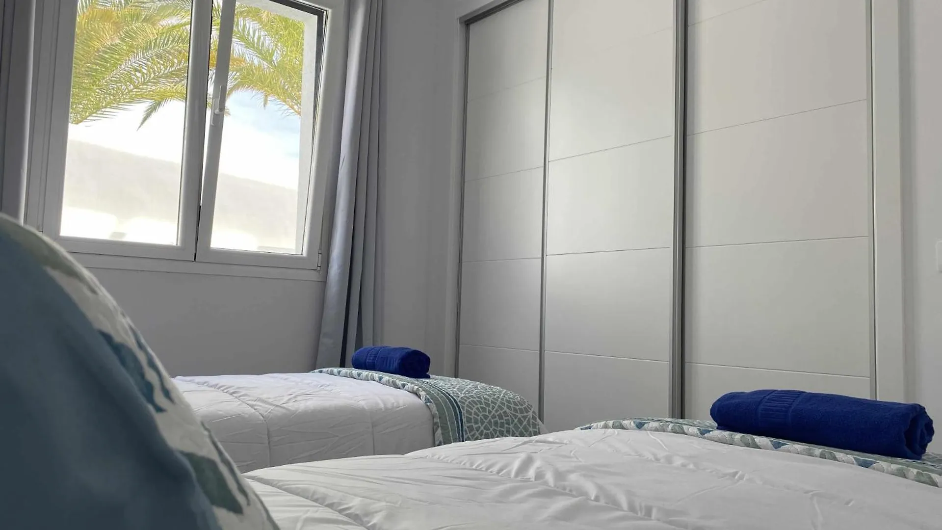 Imperdible Villa Con Piscina Y Barbacoa Puerto Calero Spain