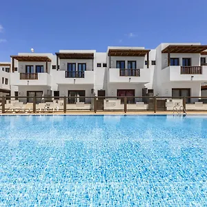 La Malvarrosa Puerto Calero